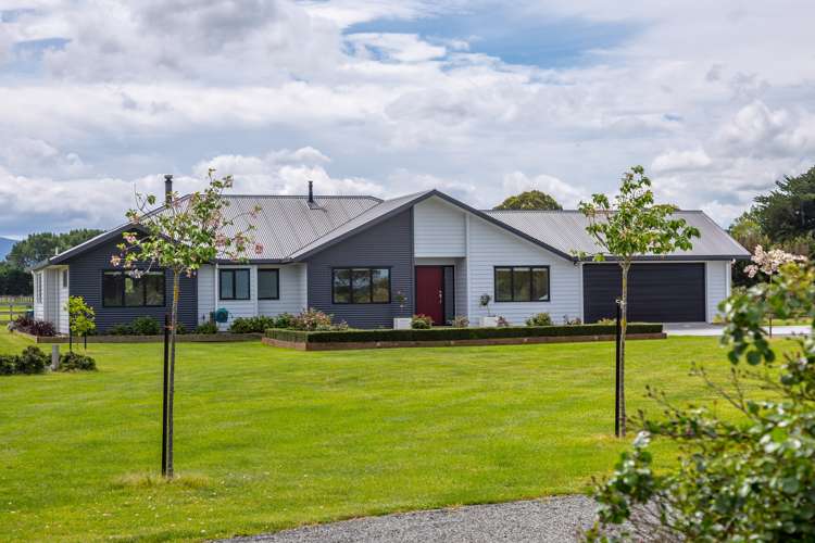 70 Welch Road Opaki_21