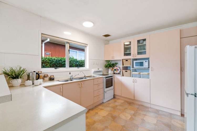 23 Tupaki Place Pakuranga Heights_14