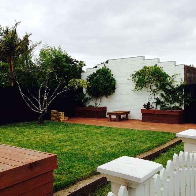 Reduced Rent on One Bedroom flat with private yard