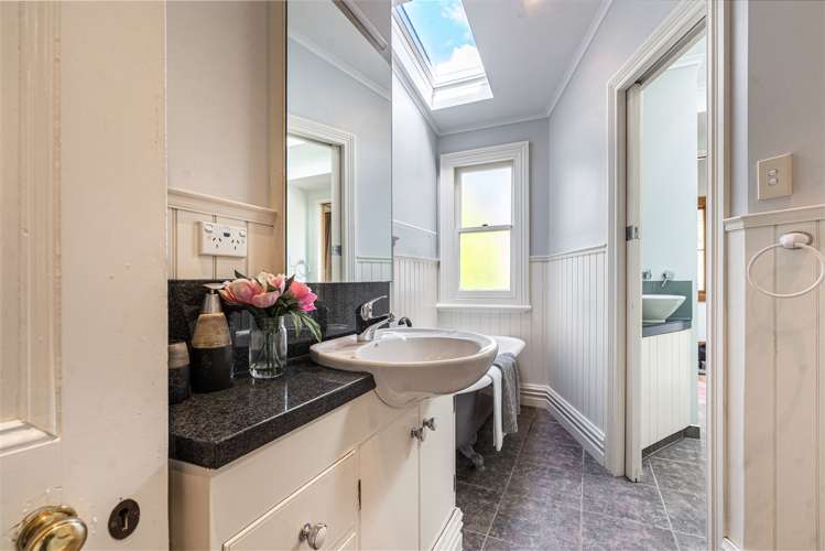 3 Turnbull Road Narrow Neck_19