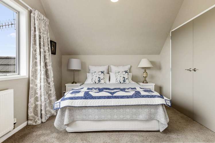 6 Heathcote Street Central_11