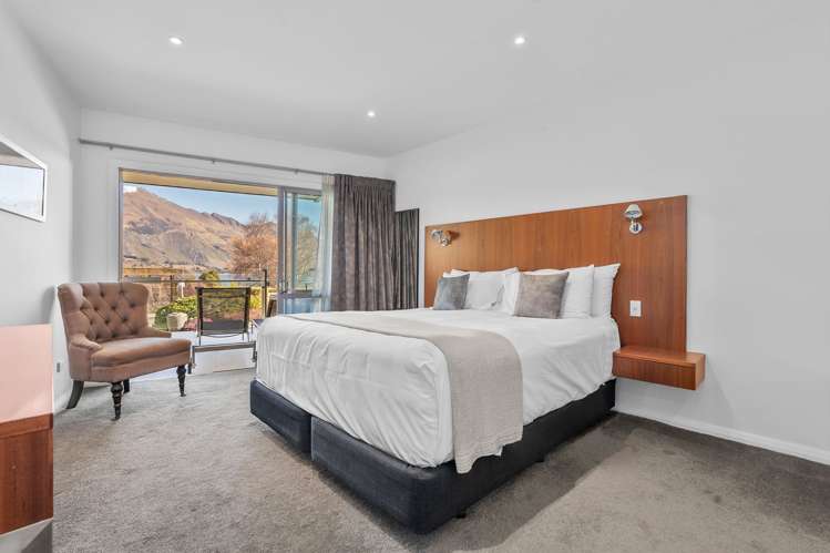 Apt 106, 5 Lakeside Road Wanaka_9