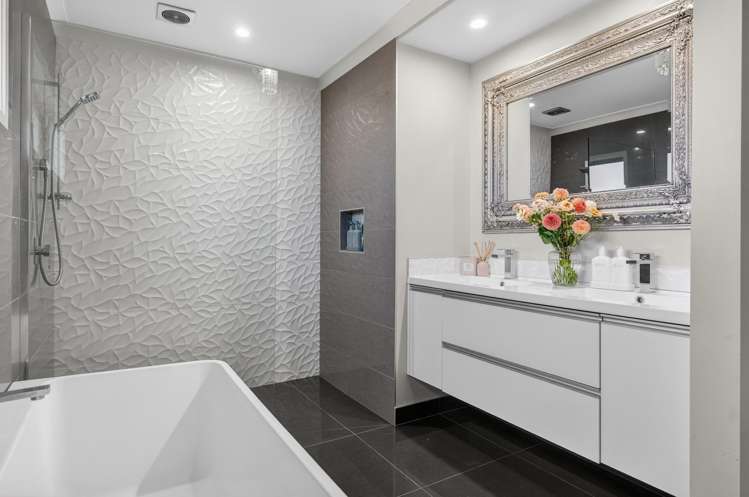 3 Bickerstaffe Road Maungaturoto_27