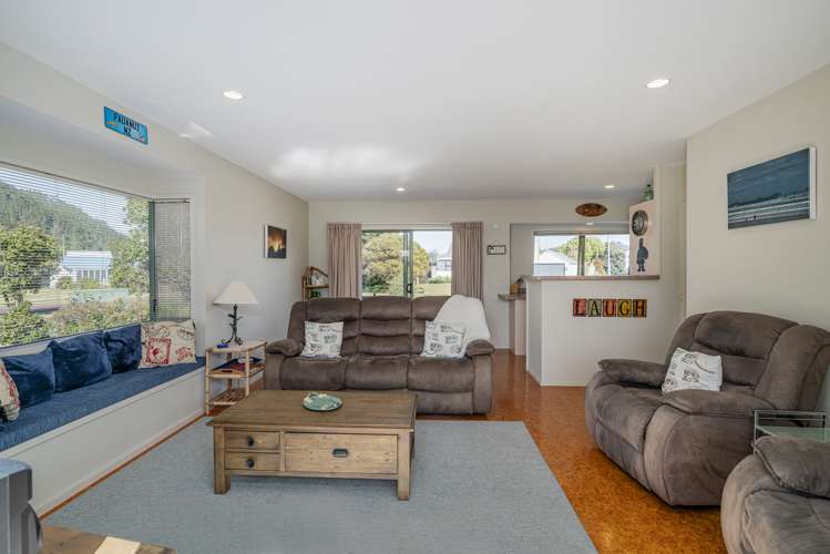 2 Winderton Way Pauanui_8