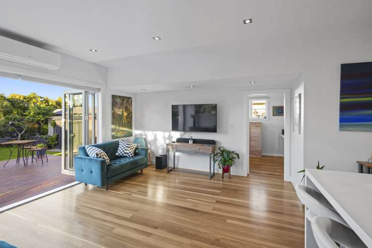 65 Main Road Redcliffs_9