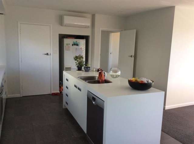 18 Churchill Avenue Richmond_1