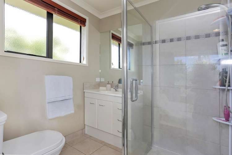 5 Autumn Place Ohauiti_11