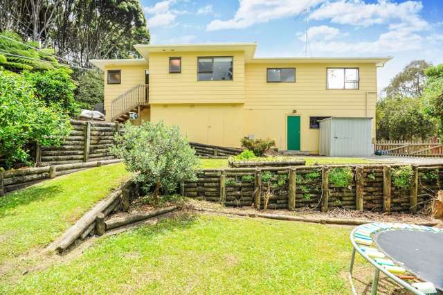 1/20 Jenanne Place Totara Vale_1