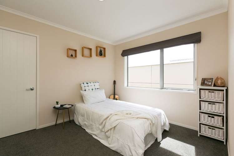 6 Cooke Farm Grove Waiwhakaiho_17