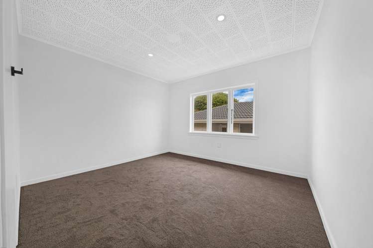 76 Old Wairoa Road Papakura_16