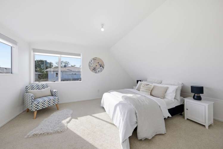 2/8 Chalmers Street Avondale_9