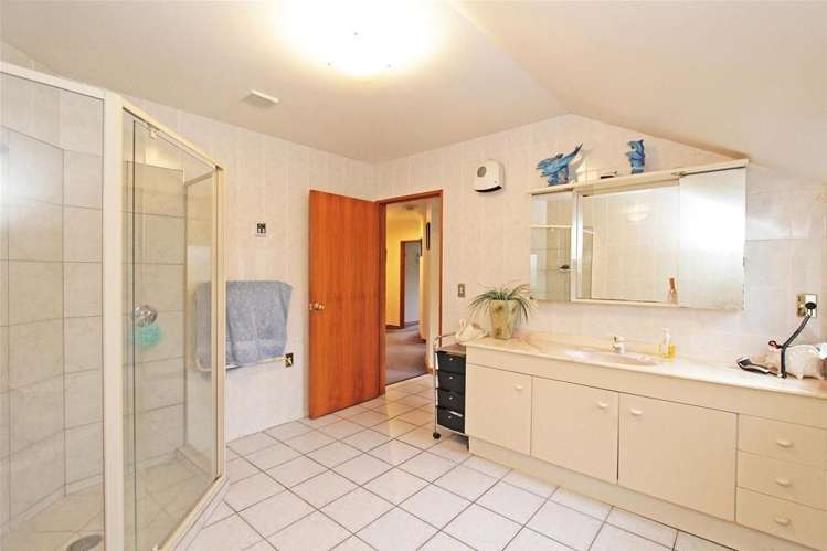 11 Saint James Avenue Richmond_9