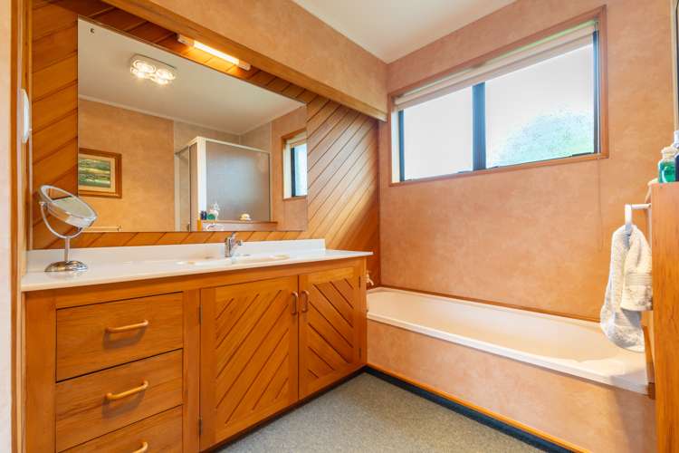 13 Bowen Street Te Anau_16