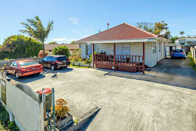 12 Nicola Place Mangere_1