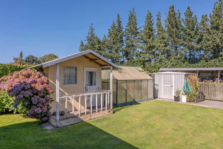 238 Beach Road East Elgin_19