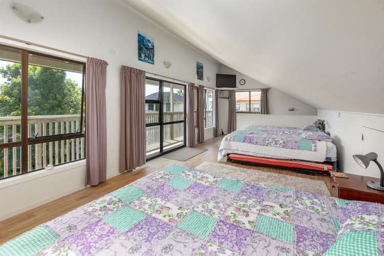 1692 East Coast Road Whakatiwai_18