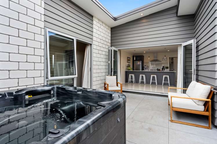 48 West Thompson Street Leamington_20