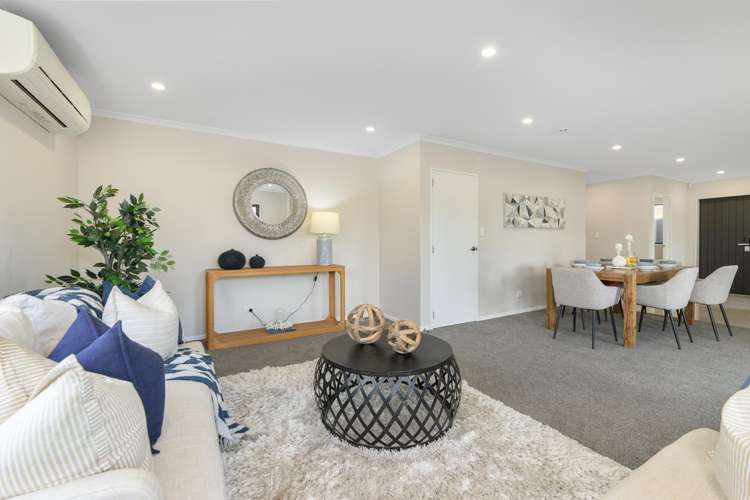 1/30 Calvert Avenue Mangere_8