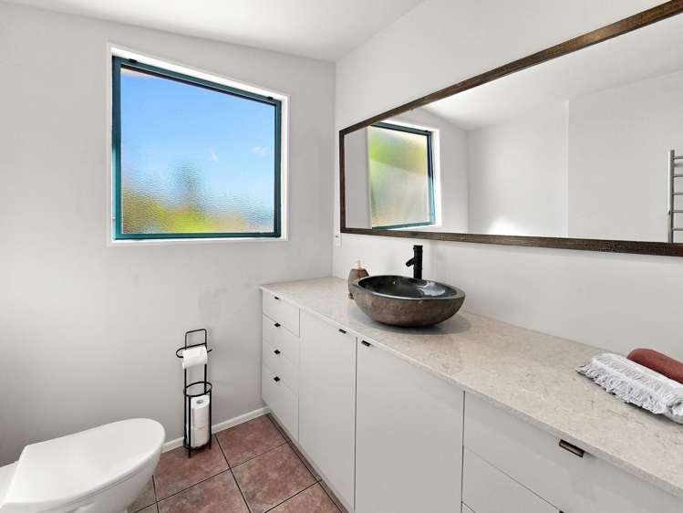 6577 Pouto Road Pouto_11