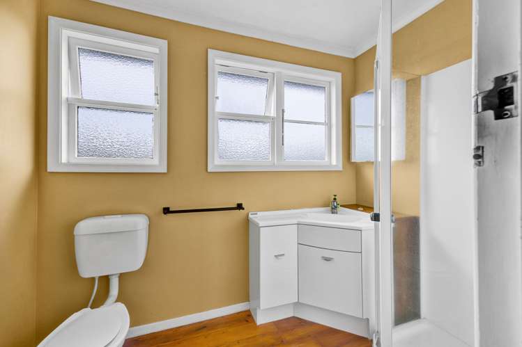 1 Malone Place Hawera_15