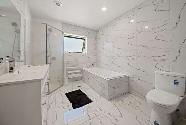 3/17 Wootton Road Remuera_4