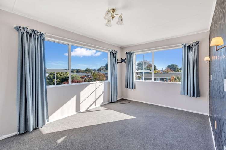6 Higgin Place Feilding_21