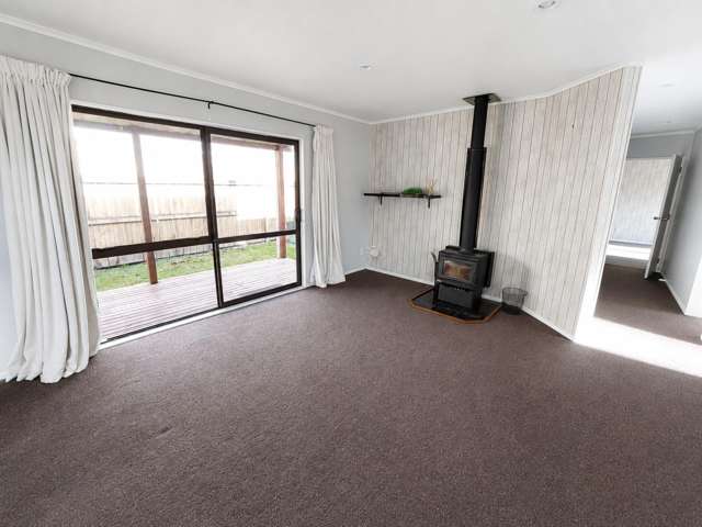 27A Vernon Avenue Takaro_3