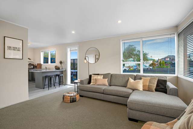 1/8 Akehurst Avenue New Lynn_1