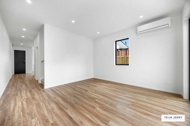 38 Stableford Crescent Opaheke_10