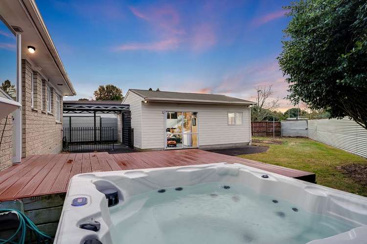 2 Margaret Place Deanwell_13