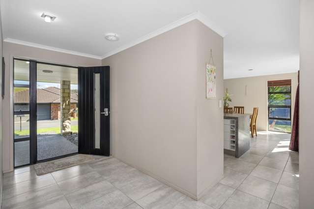 6 Gina Way Welcome Bay_3