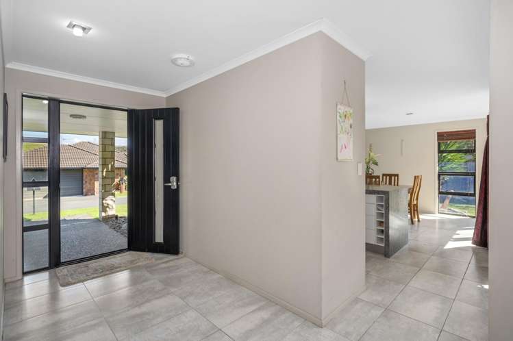 6 Gina Way Welcome Bay_3