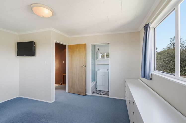 2/16 Kawau Crescent Bromley_15
