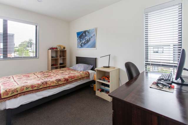 84 Selo Street Glen Eden_4