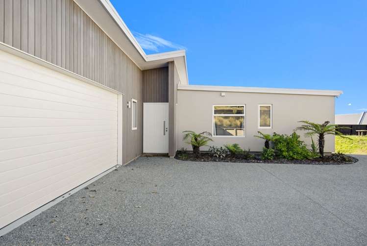 71 Les Wakefield Road Mapua_23