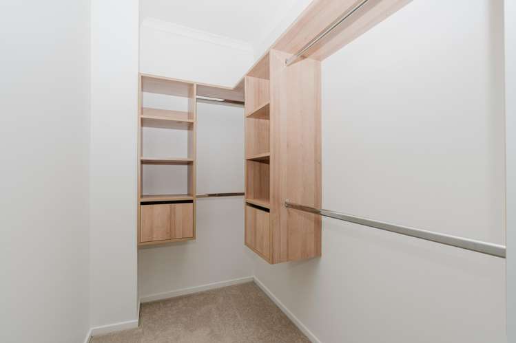 2/11 Gazeley Avenue Silverdale_9