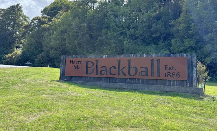 3 Clifford Street Blackball_10