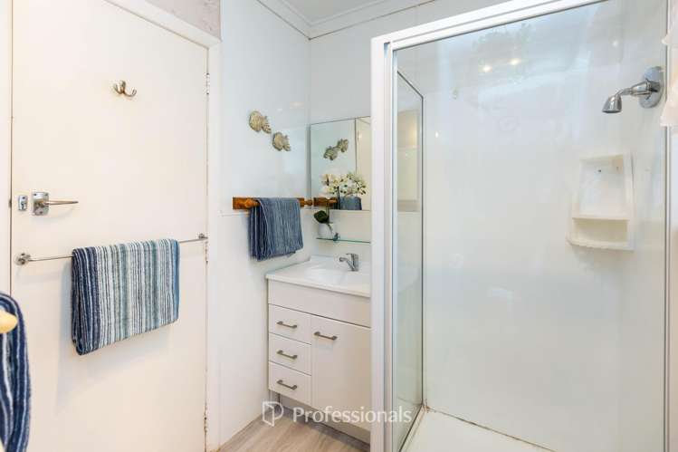 4/46 Pine Avenue Upper Hutt Central_2