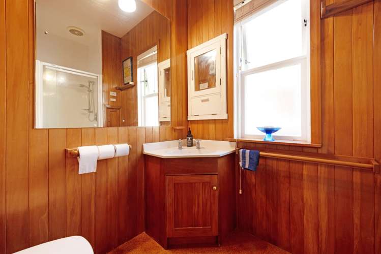 10 Henderson Street Karori_19