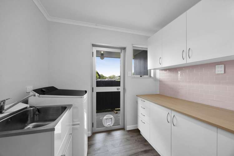 59 Titania Street Stratford_8