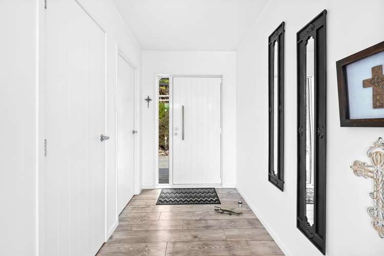 7 Mangakino Lane Kauri_13