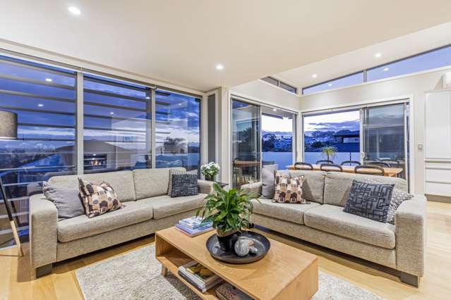 2/49 Seaview Road Castor Bay_3