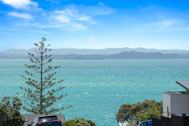 1359 Whangaparaoa Road_5