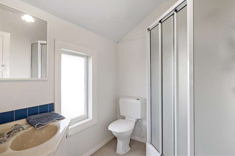 39 Jacksons Road Merivale_13