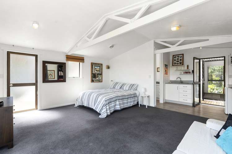 7 Giles Road Ostend_16