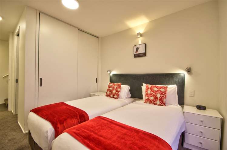 13/60 Hallenstein Street Queenstown_26