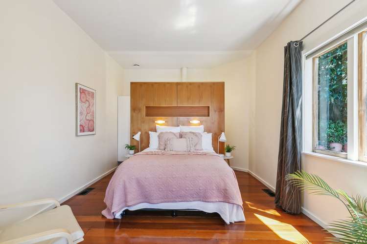 21 Bruce Avenue Brooklyn_6