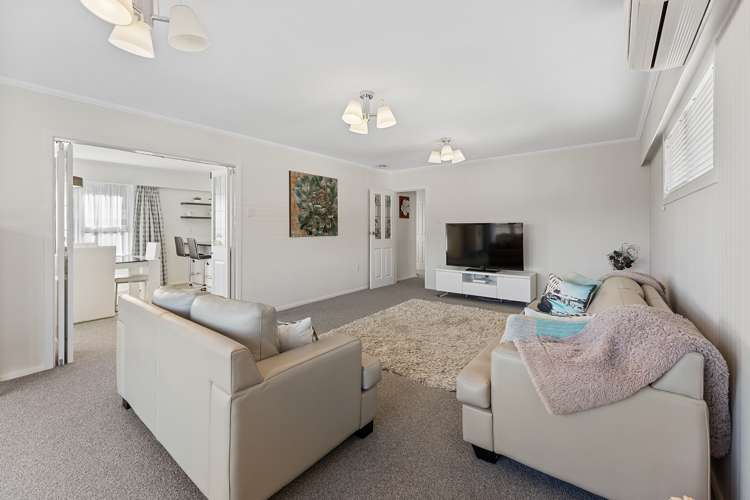 37 Holland Street Wainuiomata_7