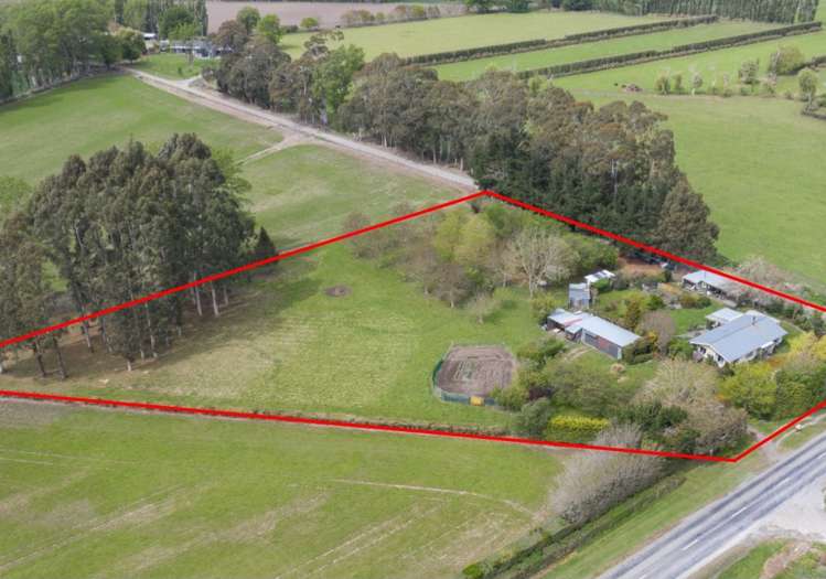 643 Longbeach Road Willowby_15