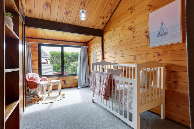 59 Exeter Crescent Springvale_14